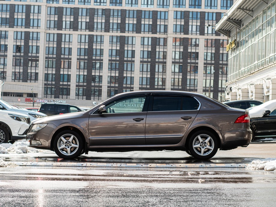 Skoda Superb 2010