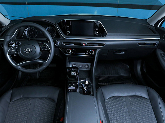 Hyundai Sonata Comfort 2.0 AT 150 л.c. авт. бензин
