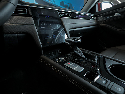 Jac J7 Luxury 1.5 CVT 150 л.c. вар. бензин