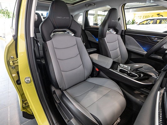 BAIC X55 Luxury 1.5 AMT Yellow