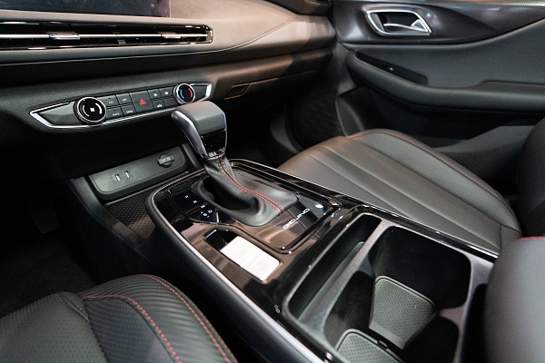 BAIC U5 Plus Luxury 1.5 CVT Grey 1