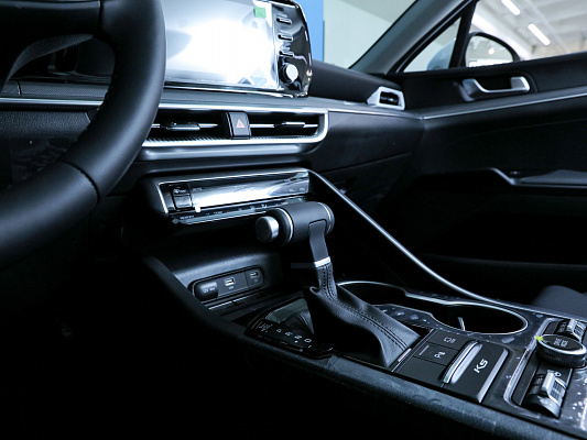 Kia K5 Comfort 2.0 AT 150 л.c. авт. бензин White1