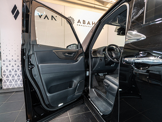 toyota alpard HEV black