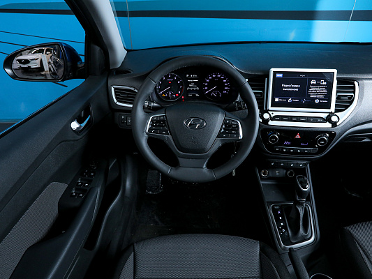Hyundai Solaris Elegance 1.6 AT Blue