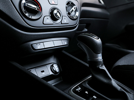 Hyundai Solaris Active Plus 1.6 AT 123 л.c. авт. бензин